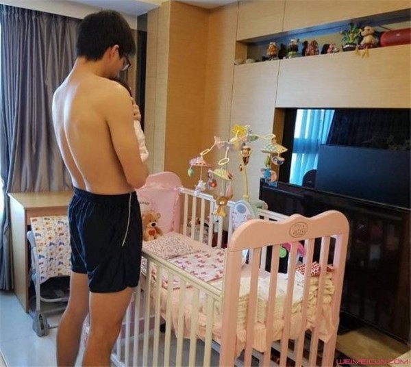 江宏杰福原爱怎么认识的 福原爱为什么嫁给他 江宏杰半裸喂奶照