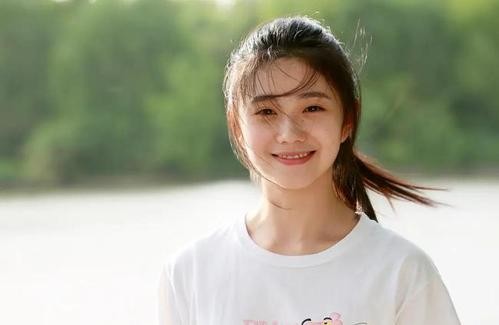 刘浩存是谁的女儿？刘浩存家庭背景介绍父母是干什么的资料介绍