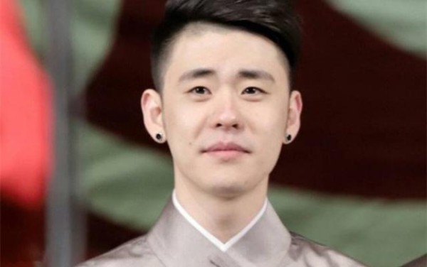 张云雷女朋友是谁？前女友给了他一刀，是传闻还是真相？
