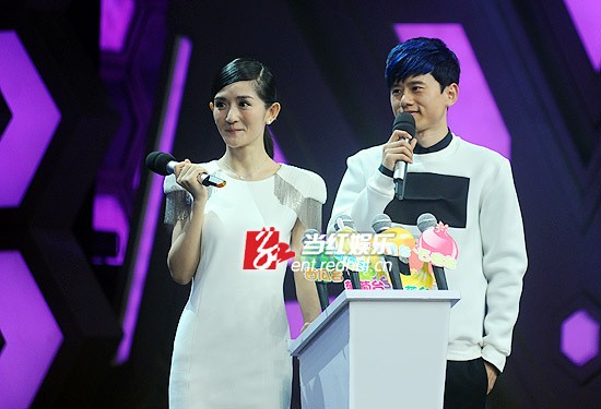 谢娜张杰准备造人回击刘烨：相爱不分红不红