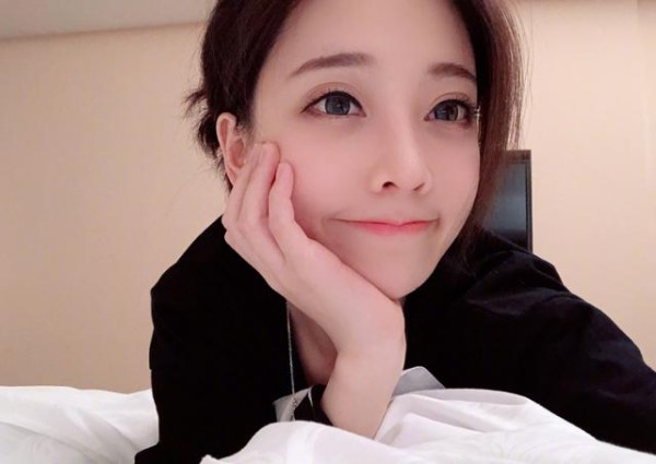 网红结婚花5000万请42位明星，胡海泉做司仪，张柏芝亲自备礼送新娘