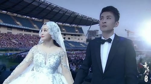 辛巴为求婚花7千万鸟巢办<a target=