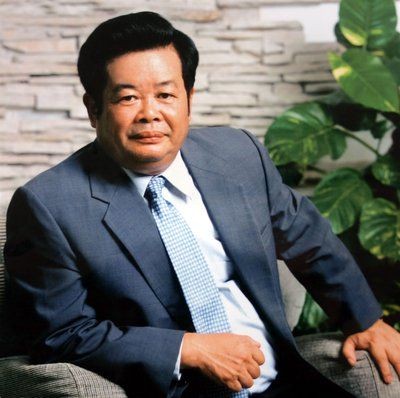 曹德旺将160亿财产转到妻子名下：进棺材前，绝不将财产给儿女。