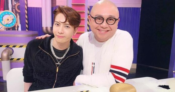 TVB男艺人晒与王嘉尔合照 原来他们在14年前早有渊源