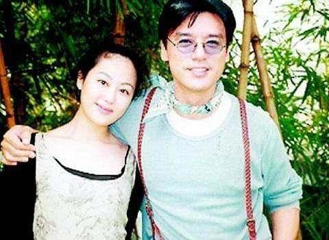 男明星被媳妇坑的真多，破产和退隐都是常事，而他却逆势变得更红