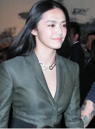 这些明星都是黄磊的学生，最美的被他娶回家，最后一位进了监狱