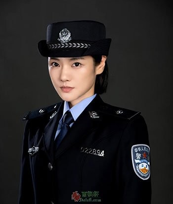 《狂飙》女演员评价张译：戏霸，随意加减戏份，这辈子都不想见他