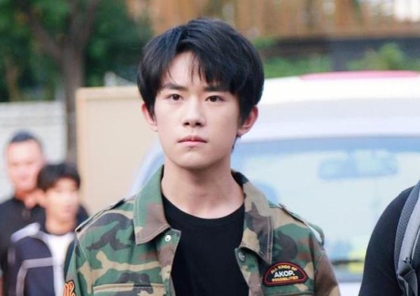 下面6位男明星，让你选其中一个做同桌，你会选择哪一个？