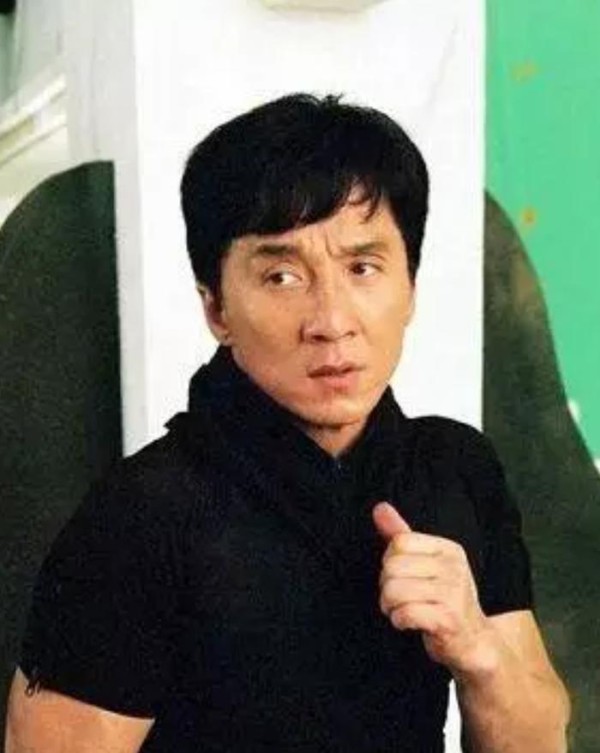香港电影演员字幕名字排在刘德华前面的六位男演员，个个都是巨星
