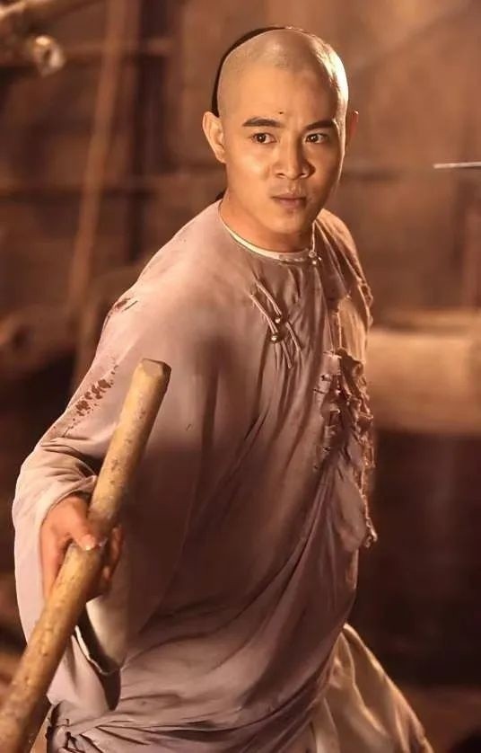 李连杰回应肿瘤手术：我就是一个常人，讲述病情及手术情况
