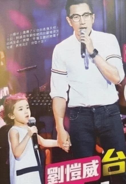 小糯米正面照曝光，对比杨幂的五官，整没整容一目了然