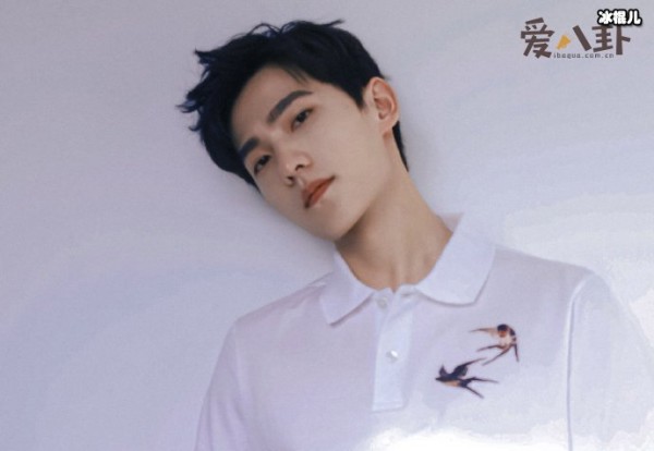 杨洋方否认恋情