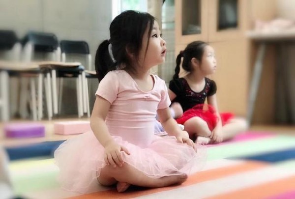 前央视主持人王小骞转战直播平台，变身育儿专家，带货赚钱