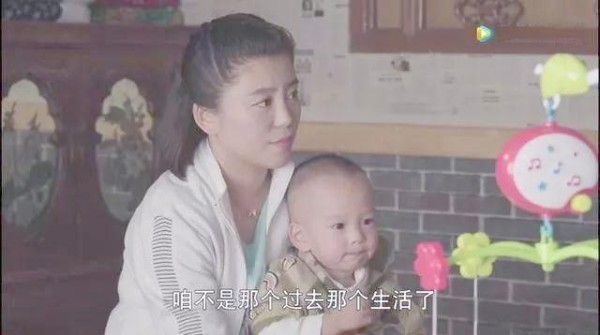 《乡村爱情》演员家庭生活揭秘：真实夫妻档与角色关联