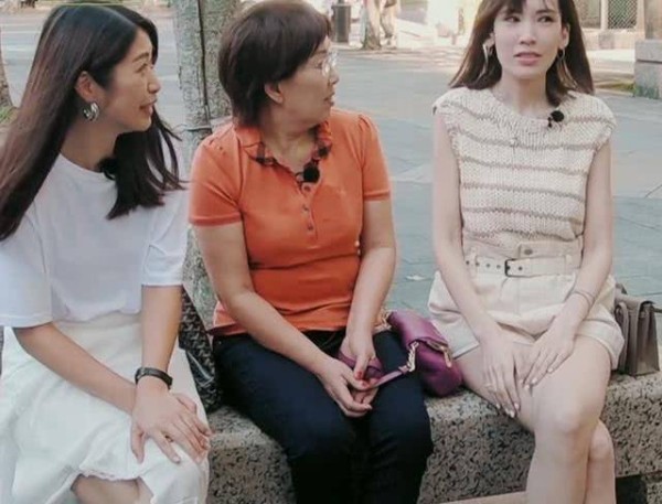 林志颖老婆的身材多好？她全身入镜的那一刻，哪里像是3孩子的妈
