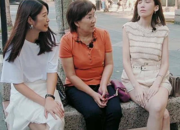 林志颖老婆的身材多好？她全身入镜的那一刻，哪里像是3孩子的妈