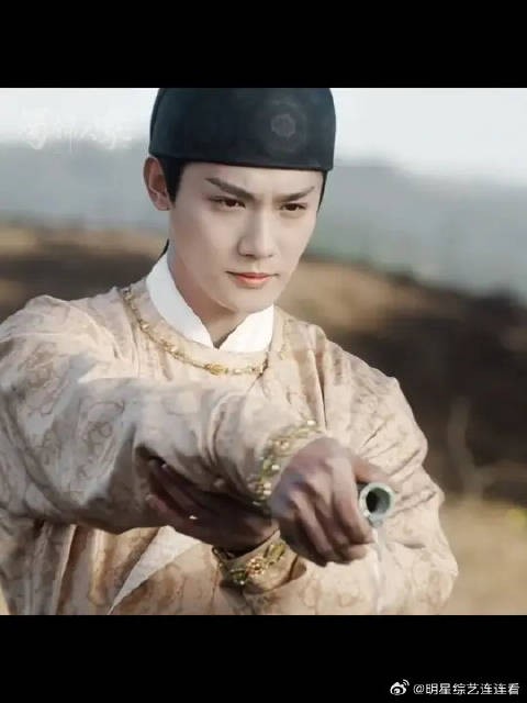 他以刀为笔,以尸骨作纸...只为还锦业太平!