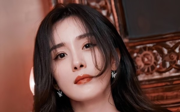 杨幂醉酒的那个视频真的是她本人吗