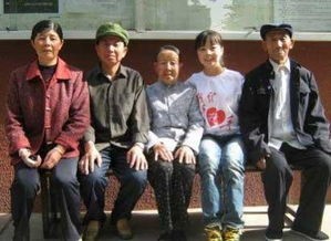 王二妮第一任老公是谁，第一任也是现任老公名叫李飞
