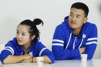 何洁深夜发文陷离婚传言 何洁老公赫子铭个人资料情史揭秘（3）