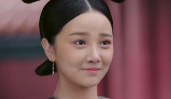如懿身边的两个丫鬟，阿箬背叛如懿，什么原因让惢心落下残疾