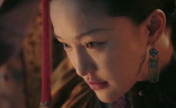 如懿身边的两个丫鬟，阿箬背叛如懿，什么原因让惢心落下残疾