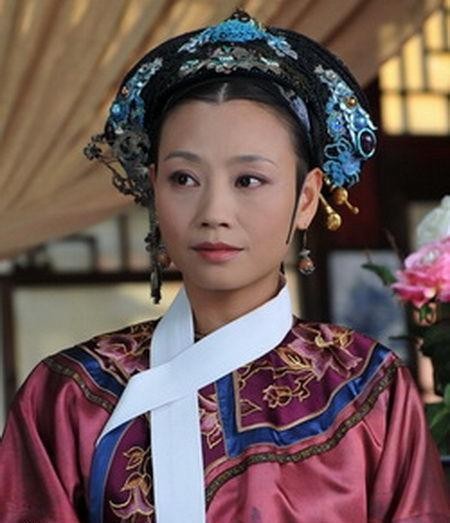 《甄嬛传》端妃, 遭遇现实版“宫斗”, 去年低调结婚
