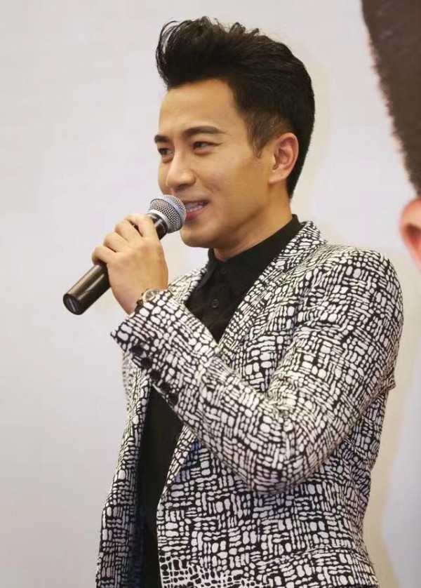 刘恺威新恋情疑曝光，对方是港星汤镇宗女儿汤洛雯，比杨幂小一岁