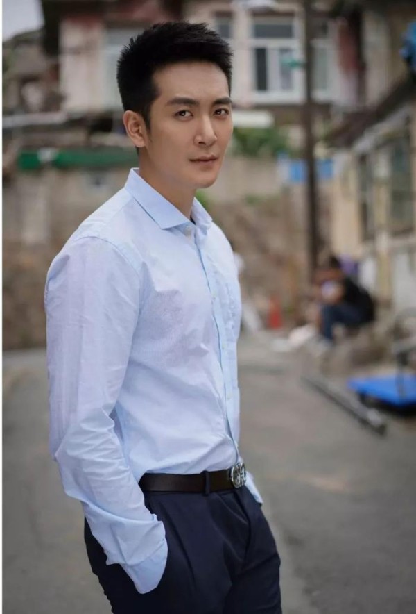 他是杨幂袁姗姗焦俊艳同班同学，娶了吴秀波经纪人，因演渣男走红