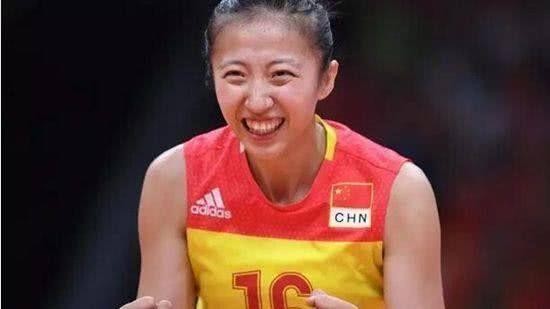 李盈莹无缘女排明星赛首发，丁霞却再次高居投票结果榜首！