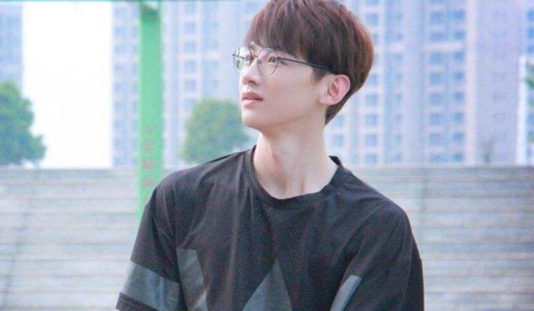 白敬亭谭松韵合作过吗，白敬亭微博关注的女明星