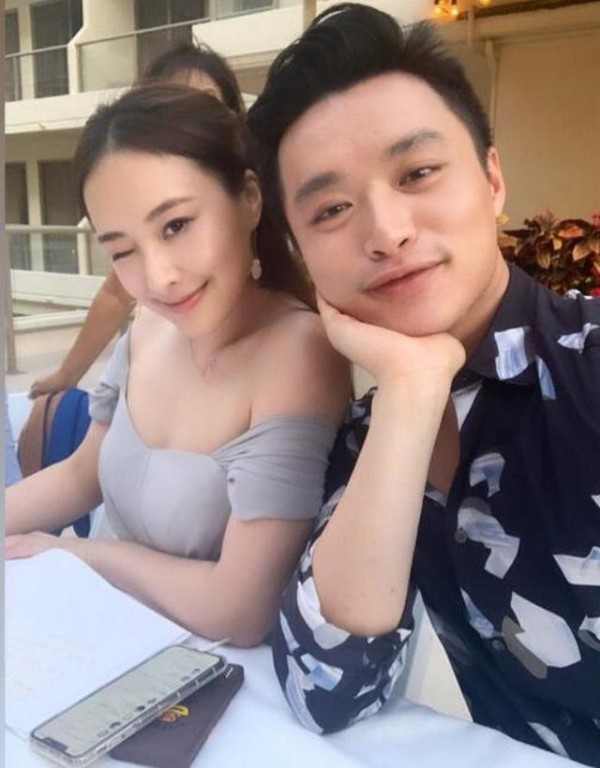 官宣恋情！TVB人气小花突然贴出与男子甜蜜合照：直呼对方为老公