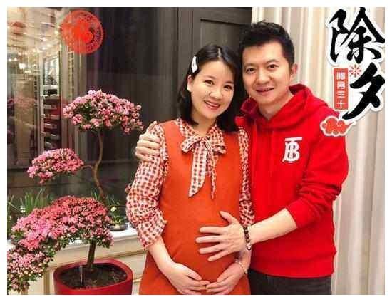 凤凰传奇两人究竟是什么关系？原来如此，让我们猜了这么多年