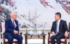 陆慷会见英国新任驻华大使魏磊