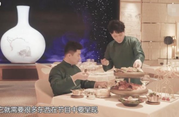 孟鹤堂周九良澳门拍摄完整版来了，孟鹤堂透露刚开始搭档是女演员