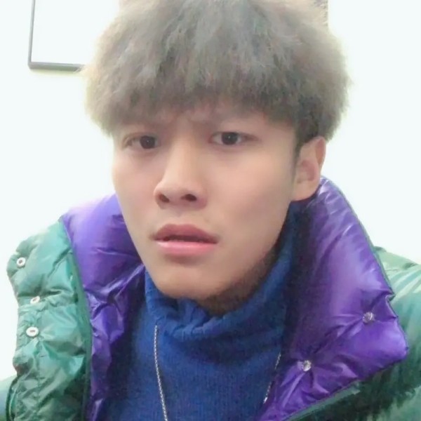 疯狂小杨哥:“网瘾少年”为何能年入过亿?如今他的真实身份曝光