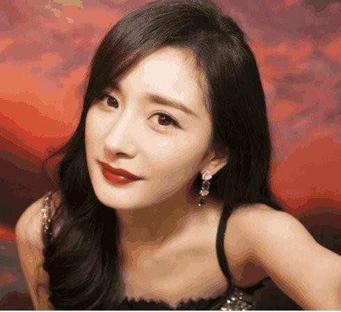 女星的包里有什么, 刘嘉玲的最甜蜜, 杨超越真接地气!