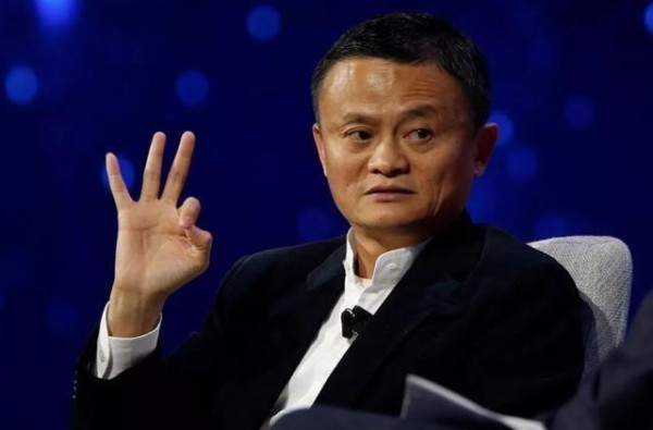 还记得“小马云”范小勤吗？曾被马云亲自接见，如今却活成了怎样