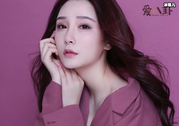 江璟儿是谁?其求婚的人是她老板？