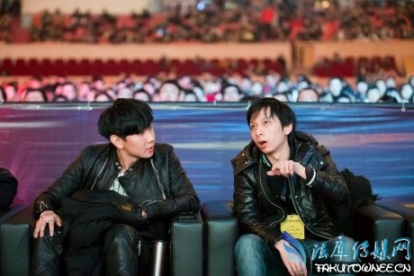 430和yyf之间有什么矛盾吗？430和林俊杰两人什么关系？