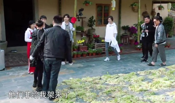 看了赵宝刚做客后刘宪华的表现，终于知道他为什么出道十年不红了