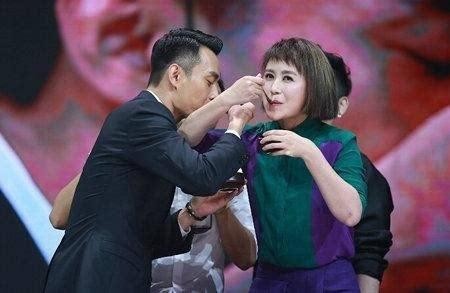 没想他们都是是同学，王凯马丽没联系过，白百何唐嫣似乎无交集