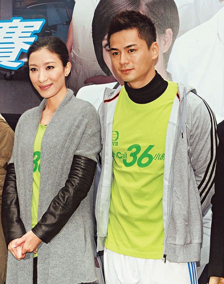 周一( 12日),杨怡和罗仲谦宣传《 On Call 36小时》时表现尴尬,全程扮不熟。在记者多番要求下,二人才大方合照。