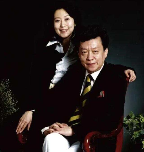 郑小瑛与盛中国的婚恋