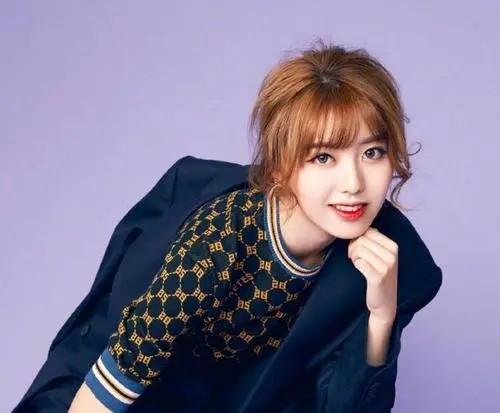 侯明昊追过的女生是谁感情史揭秘？侯明昊现实女朋友刘人语照片