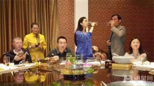 冯小刚怼范冰冰有过节吗为什么被传不和,冯小刚和范冰冰什么关系