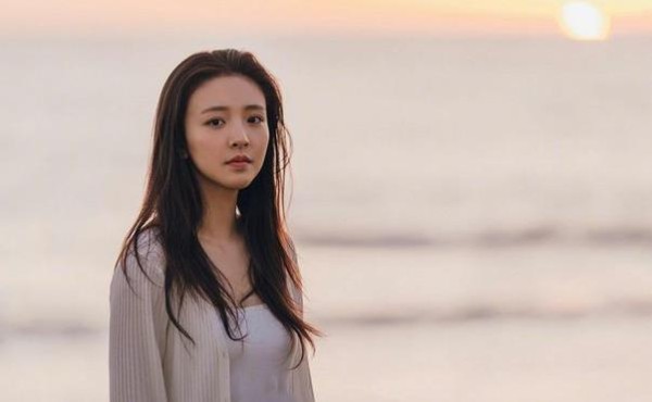 吴倩和张月长得很像,吴倩是武大校花吗