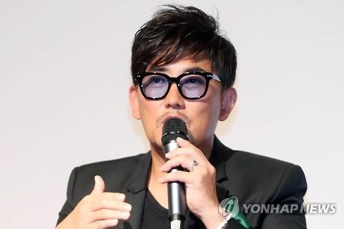 韩国歌手李承哲