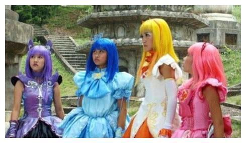 蔡徐坤小时候照片被扒，小时候出演过《巴啦啦小魔仙》