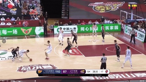 郭艾伦与主帅或已失和，诸多细节透露信息，拒绝谢场源于遭羞辱？
